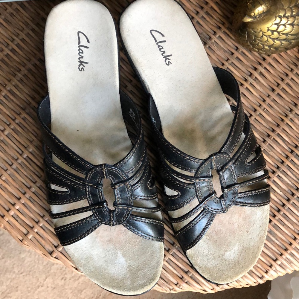 Clarks sandals 7M